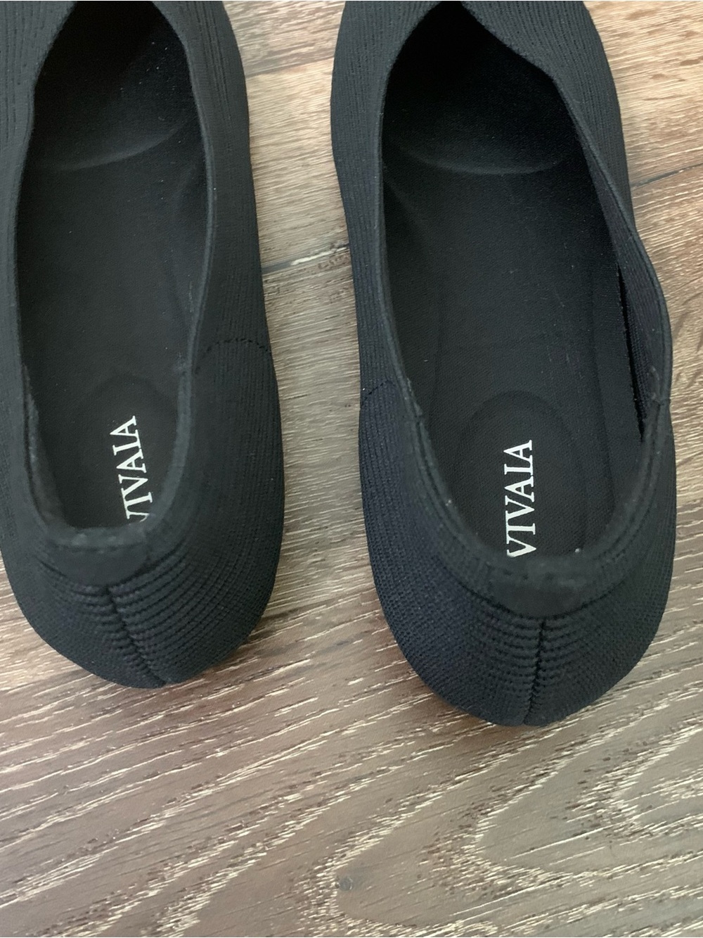 Vivaia Black Square-Toe V-Cut Flats Margot 2.0 39 - Picture 2 of 7